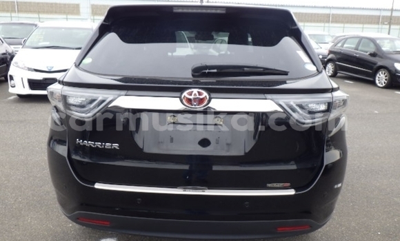 Nunua Ilio tumika Toyota Harrier Nyeusi Gari ndani ya Beitbridge nchini Matabeleland Kusini