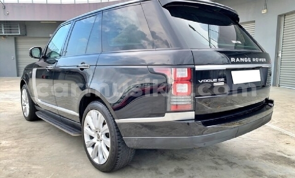 Acheter Occasion Voiture Land Rover Range Rover Noir à Beitbridge, Matabeleland South Acheter Occasion Voiture Land Rover Range Rover Noir à Beitbridge, Matabeleland South