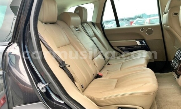 Acheter Occasion Voiture Land Rover Range Rover Noir à Beitbridge, Matabeleland South Acheter Occasion Voiture Land Rover Range Rover Noir à Beitbridge, Matabeleland South