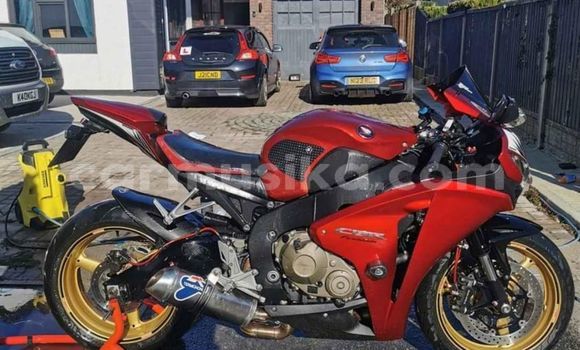 Tenga Tsaru Honda CBR Tsvuku Bike in Harare in Harare Tenga Tsaru Honda CBR Tsvuku Bike in Harare in Harare