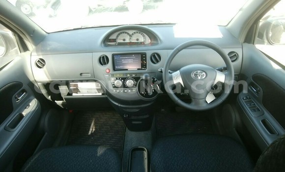 Acheter Occasion Voiture Toyota Sienta Noir à Beitbridge, Matabeleland South Acheter Occasion Voiture Toyota Sienta Noir à Beitbridge, Matabeleland South
