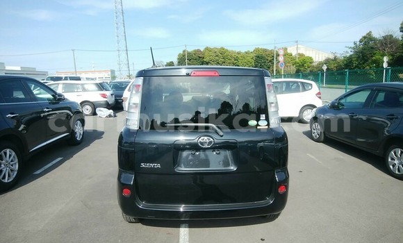Acheter Occasion Voiture Toyota Sienta Noir à Beitbridge, Matabeleland South Acheter Occasion Voiture Toyota Sienta Noir à Beitbridge, Matabeleland South