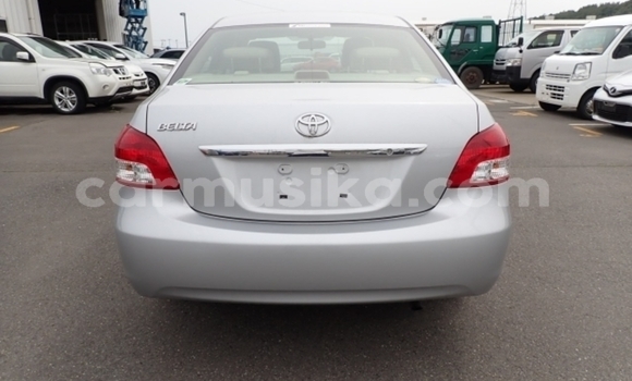 Acheter Occasion Voiture Toyota Belta Gris à Beitbridge, Matabeleland South Acheter Occasion Voiture Toyota Belta Gris à Beitbridge, Matabeleland South