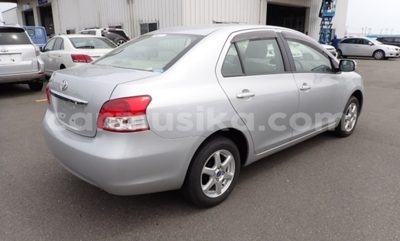 Acheter Occasion Voiture Toyota Belta Gris à Beitbridge, Matabeleland South Acheter Occasion Voiture Toyota Belta Gris à Beitbridge, Matabeleland South