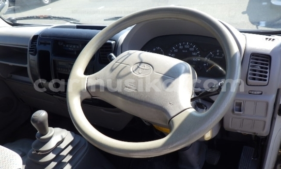 Tenga Tsaru Toyota Dyna Chena Rori in Beitbridge in Matabeleland South Tenga Tsaru Toyota Dyna Chena Rori in Beitbridge in Matabeleland South