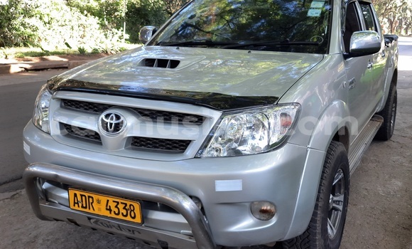Buy Used Toyota DA Silver Truck in Harare in Harare Buy Used Toyota DA Silver Truck in Harare in Harare
