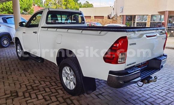 Acheter Occasion Voiture Toyota Hilux Blanc à Beitbridge, Matabeleland South Acheter Occasion Voiture Toyota Hilux Blanc à Beitbridge, Matabeleland South