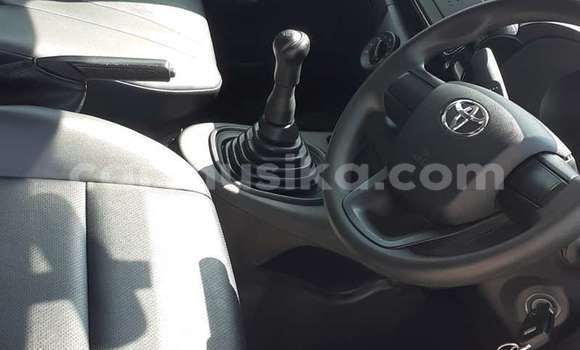 Acheter Occasion Voiture Toyota Hilux Blanc à Beitbridge, Matabeleland South Acheter Occasion Voiture Toyota Hilux Blanc à Beitbridge, Matabeleland South