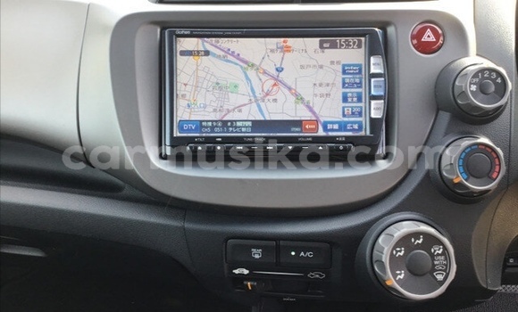 Buy Used Honda Fit Silver Car in Beitbridge in Matabeleland South Buy Used Honda Fit Silver Car in Beitbridge in Matabeleland South