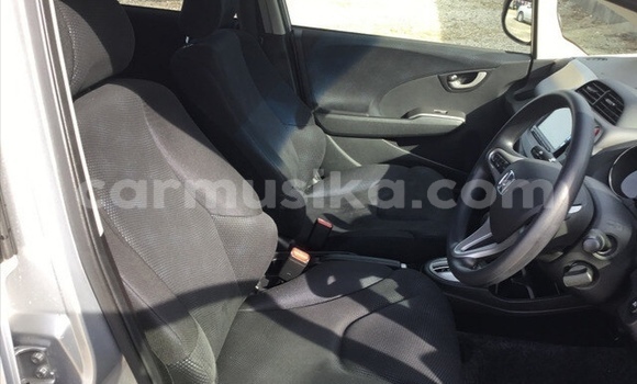 Buy Used Honda Fit Silver Car in Beitbridge in Matabeleland South Buy Used Honda Fit Silver Car in Beitbridge in Matabeleland South