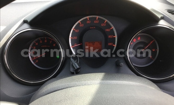 Buy Used Honda Fit Silver Car in Beitbridge in Matabeleland South Buy Used Honda Fit Silver Car in Beitbridge in Matabeleland South