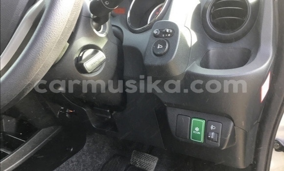 Buy Used Honda Fit Silver Car in Beitbridge in Matabeleland South Buy Used Honda Fit Silver Car in Beitbridge in Matabeleland South