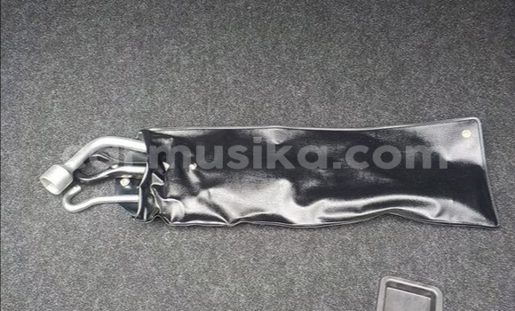 Acheter Occasion Voiture Toyota Crown Autre à Beitbridge, Matabeleland South Acheter Occasion Voiture Toyota Crown Autre à Beitbridge, Matabeleland South