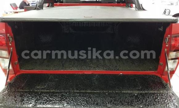 Tenga Tsaru Isuzu KB Tsvuku Mota in Beitbridge in Matabeleland South Tenga Tsaru Isuzu KB Tsvuku Mota in Beitbridge in Matabeleland South