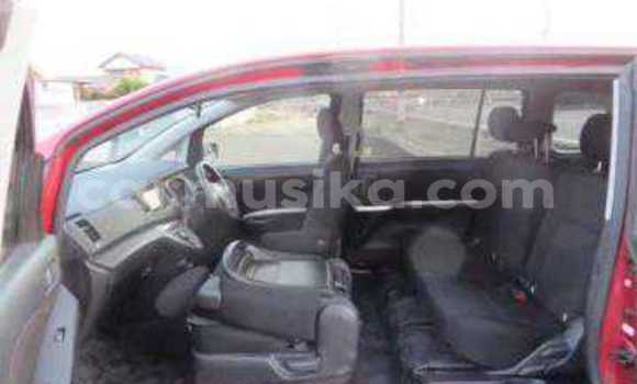 Acheter Occasion Voiture Toyota ISis Rouge à Beitbridge, Matabeleland South Acheter Occasion Voiture Toyota ISis Rouge à Beitbridge, Matabeleland South