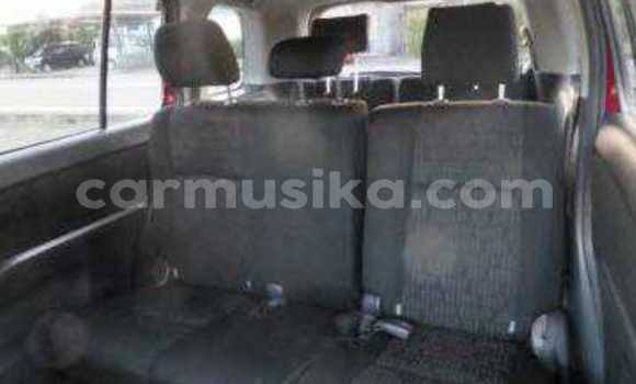 Acheter Occasion Voiture Toyota ISis Rouge à Beitbridge, Matabeleland South Acheter Occasion Voiture Toyota ISis Rouge à Beitbridge, Matabeleland South