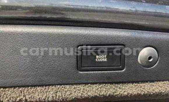 Acheter Occasion Voiture Bentley Continental Flying Spur Beige à Beitbridge, Matabeleland South Acheter Occasion Voiture Bentley Continental Flying Spur Beige à Beitbridge, Matabeleland South