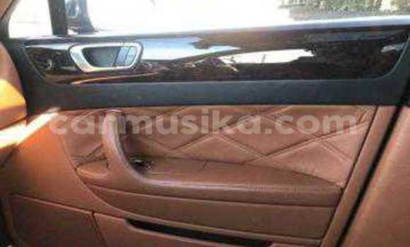 Acheter Occasion Voiture Bentley Continental Flying Spur Beige à Beitbridge, Matabeleland South Acheter Occasion Voiture Bentley Continental Flying Spur Beige à Beitbridge, Matabeleland South