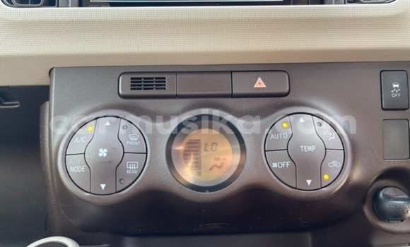 Acheter Occasion Voiture Toyota Passo Rouge à Beitbridge, Matabeleland South Acheter Occasion Voiture Toyota Passo Rouge à Beitbridge, Matabeleland South