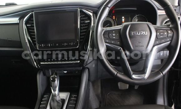 Acheter Occasion Voiture Isuzu MU-X Noir à Beitbridge, Matabeleland South Acheter Occasion Voiture Isuzu MU-X Noir à Beitbridge, Matabeleland South