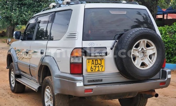 Buy Used Toyota Land Cruiser Prado Silver Car in Harare in Harare Buy Used Toyota Land Cruiser Prado Silver Car in Harare in Harare