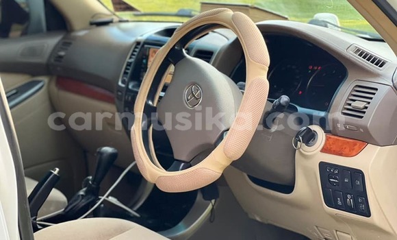 Buy Used Toyota Land Cruiser Prado White Car in Harare in Harare Buy Used Toyota Land Cruiser Prado White Car in Harare in Harare
