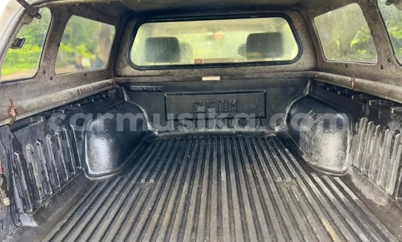 Buy Used Nissan Navara Silver Car in Harare in Harare Buy Used Nissan Navara Silver Car in Harare in Harare