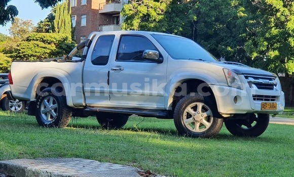 Buy Used Isuzu KB White Car in Harare in Harare Buy Used Isuzu KB White Car in Harare in Harare