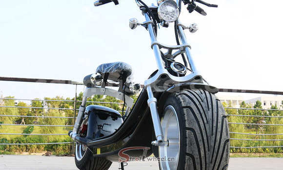 Nunua Ilio tumika Maico SUPERMOTO Fedha Bike ndani ya Beitbridge nchini Matabeleland Kusini Nunua Ilio tumika Maico SUPERMOTO Fedha Bike ndani ya Beitbridge nchini Matabeleland Kusini