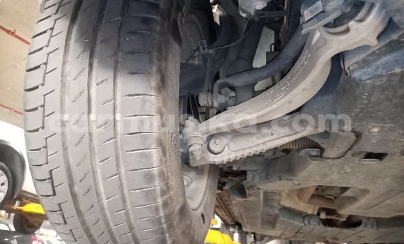 Acheter Occasion Voiture Land Rover Range Rover Rouge à Bulawayo, Bulawayo Acheter Occasion Voiture Land Rover Range Rover Rouge à Bulawayo, Bulawayo