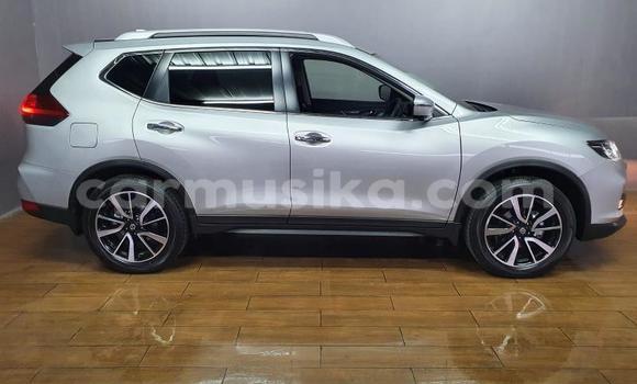 Nunua Ilio tumika Nissan X–Trail Fedha Gari ndani ya Beitbridge nchini Matabeleland Kusini Nunua Ilio tumika Nissan X–Trail Fedha Gari ndani ya Beitbridge nchini Matabeleland Kusini
