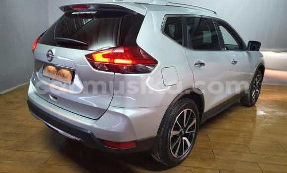 Nunua Ilio tumika Nissan X–Trail Fedha Gari ndani ya Beitbridge nchini Matabeleland Kusini Nunua Ilio tumika Nissan X–Trail Fedha Gari ndani ya Beitbridge nchini Matabeleland Kusini
