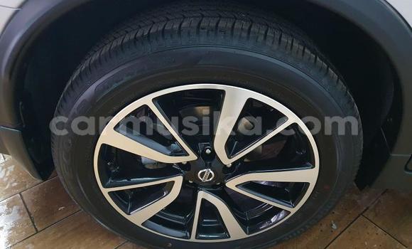 Nunua Ilio tumika Nissan X–Trail Fedha Gari ndani ya Beitbridge nchini Matabeleland Kusini Nunua Ilio tumika Nissan X–Trail Fedha Gari ndani ya Beitbridge nchini Matabeleland Kusini