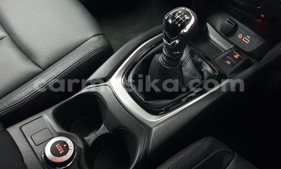 Nunua Ilio tumika Nissan X–Trail Fedha Gari ndani ya Beitbridge nchini Matabeleland Kusini Nunua Ilio tumika Nissan X–Trail Fedha Gari ndani ya Beitbridge nchini Matabeleland Kusini