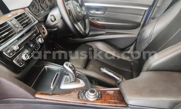 Tenga Tsaru BMW 3–Series Bhuruu Mota in Beitbridge in Matabeleland South Tenga Tsaru BMW 3–Series Bhuruu Mota in Beitbridge in Matabeleland South