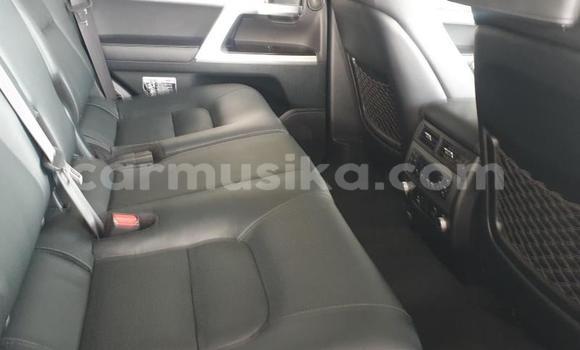 Nunua Ilio tumika Toyota Land Cruiser Prado Nyeupe Gari ndani ya Beitbridge nchini Matabeleland Kusini Nunua Ilio tumika Toyota Land Cruiser Prado Nyeupe Gari ndani ya Beitbridge nchini Matabeleland Kusini