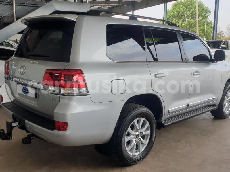 Big with watermark toyota land cruiser prado matabeleland south beitbridge 29215