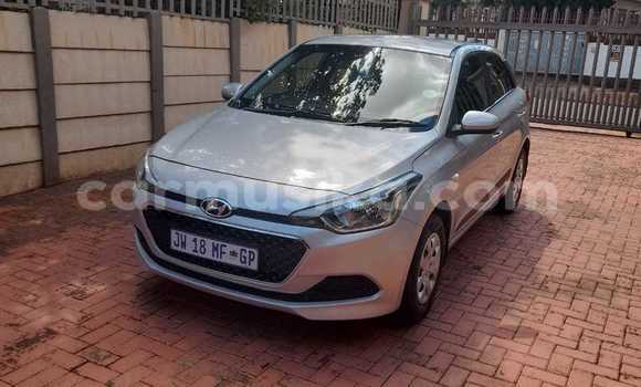 Nunua Ilio tumika Hyundai i20 Fedha Gari ndani ya Beitbridge nchini Matabeleland Kusini