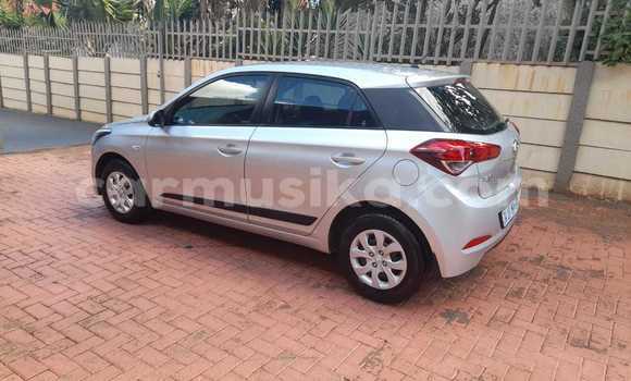 Tenga Tsaru Hyundai i20 Sirivha Mota in Beitbridge in Matabeleland South Tenga Tsaru Hyundai i20 Sirivha Mota in Beitbridge in Matabeleland South