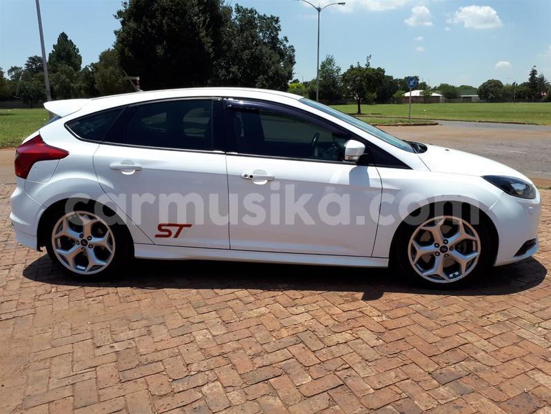 Big with watermark ford focus st matabeleland south beitbridge 29220