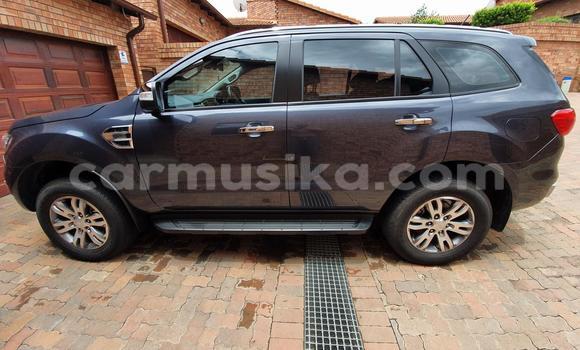 Tenga Tsaru Ford Everest Zvimwe Mota in Beitbridge in Matabeleland South Tenga Tsaru Ford Everest Zvimwe Mota in Beitbridge in Matabeleland South