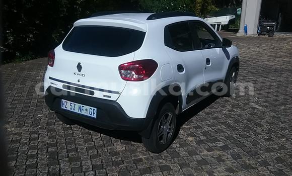 Tenga Tsaru Renault KWID Chena Mota in Beitbridge in Matabeleland South Tenga Tsaru Renault KWID Chena Mota in Beitbridge in Matabeleland South