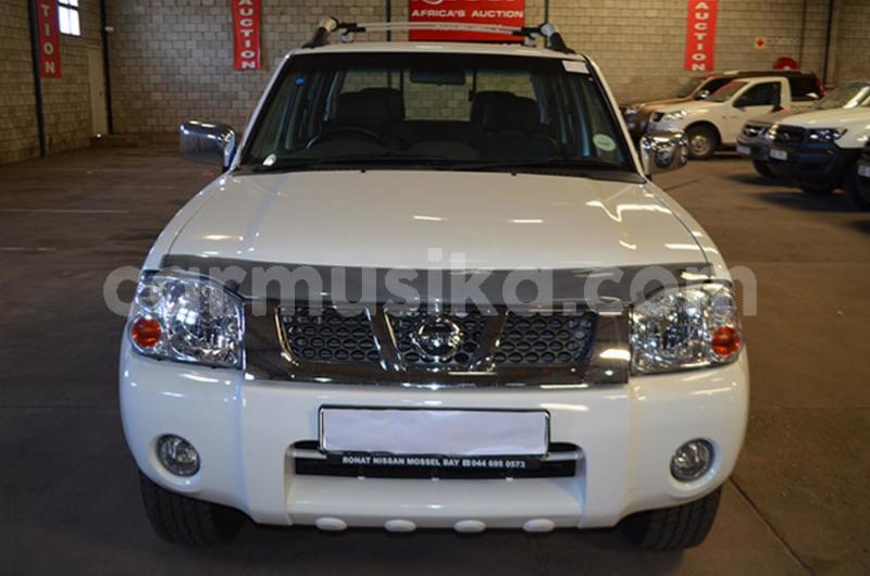 Big with watermark nissan np 300 matabeleland south beitbridge 29230