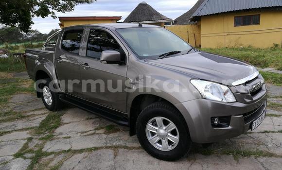 Acheter Occasion Voiture Isuzu KB Autre à Beitbridge, Matabeleland South Acheter Occasion Voiture Isuzu KB Autre à Beitbridge, Matabeleland South