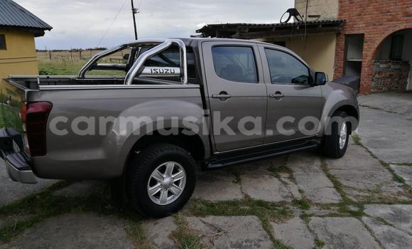 Acheter Occasion Voiture Isuzu KB Autre à Beitbridge, Matabeleland South Acheter Occasion Voiture Isuzu KB Autre à Beitbridge, Matabeleland South