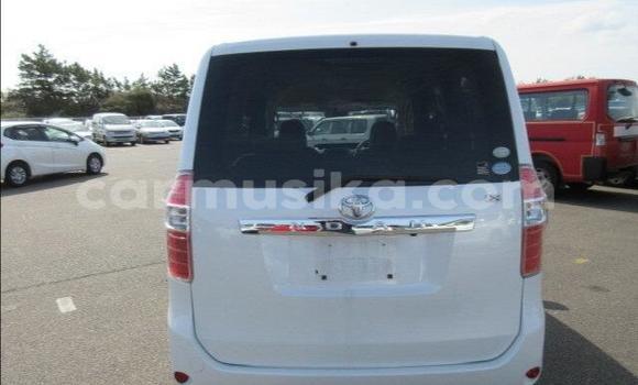 Tenga Tsaru Toyota Noah Chena Mota in Beitbridge in Matabeleland South Tenga Tsaru Toyota Noah Chena Mota in Beitbridge in Matabeleland South