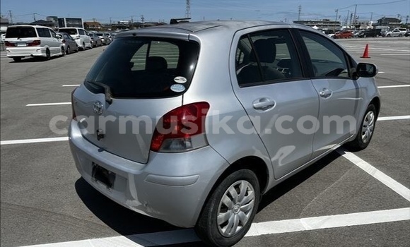 Tenga Tsaru Toyota Vitz Sirivha Mota in Beitbridge in Matabeleland South Tenga Tsaru Toyota Vitz Sirivha Mota in Beitbridge in Matabeleland South