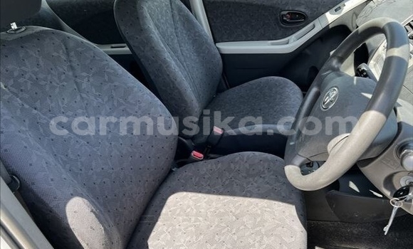 Tenga Tsaru Toyota Vitz Sirivha Mota in Beitbridge in Matabeleland South Tenga Tsaru Toyota Vitz Sirivha Mota in Beitbridge in Matabeleland South