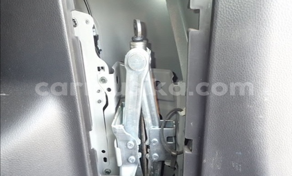 Tenga Tsaru Nissan Serena Sirivha Mota in Beitbridge in Matabeleland South Tenga Tsaru Nissan Serena Sirivha Mota in Beitbridge in Matabeleland South