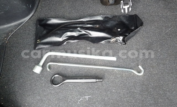 Acheter Occasion Voiture Toyota Esquire Noir à Beitbridge, Matabeleland South Acheter Occasion Voiture Toyota Esquire Noir à Beitbridge, Matabeleland South